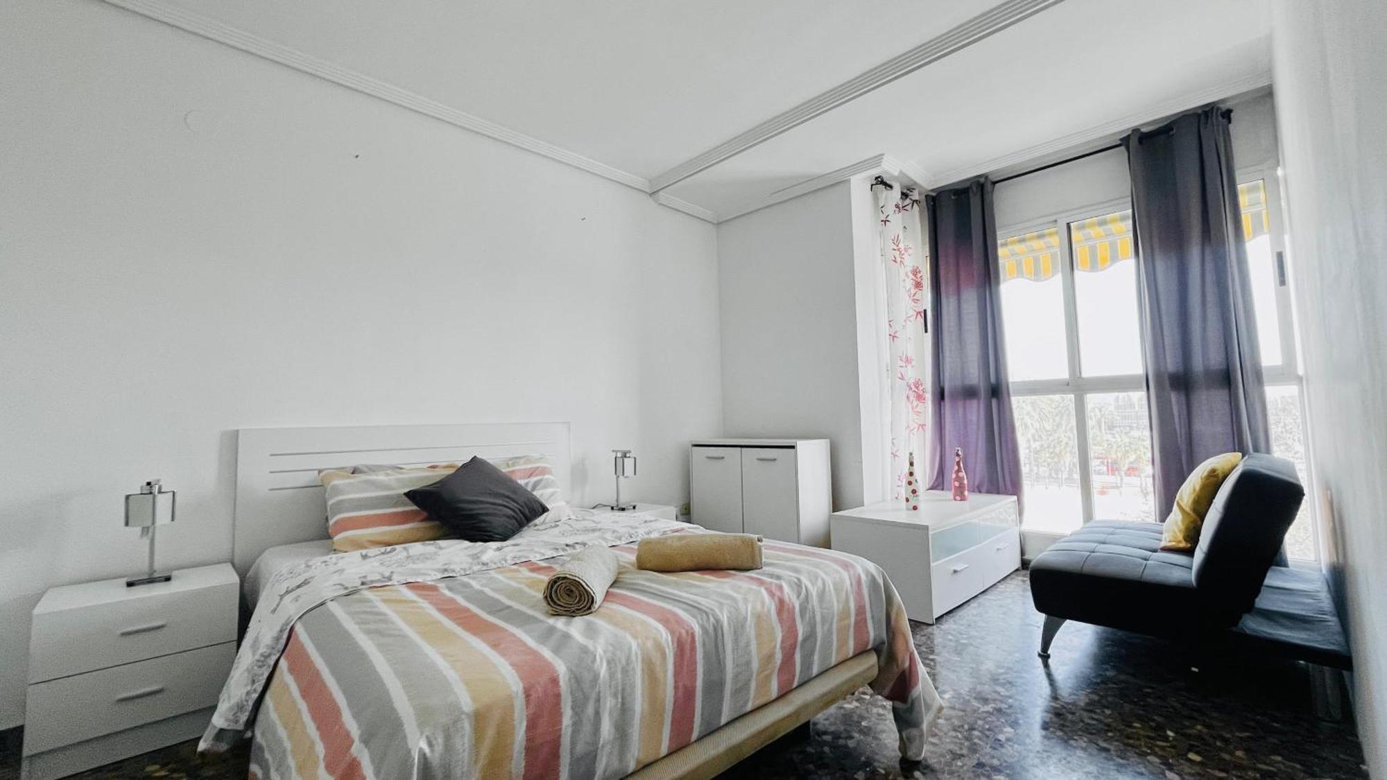 Apartamento Compartido Con Vista Al Puerto Valencia Apartment Exterior photo