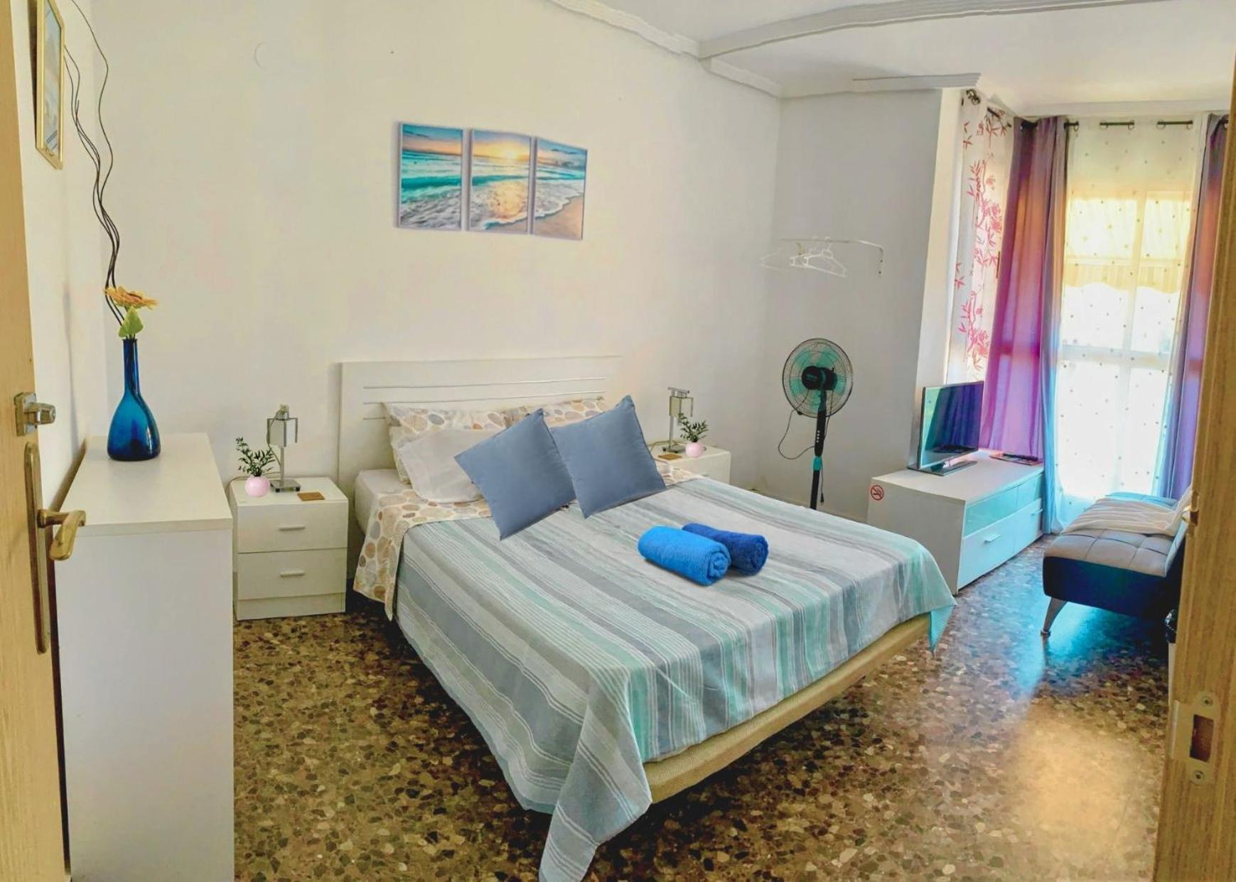 Apartamento Compartido Con Vista Al Puerto Valencia Apartment Exterior photo